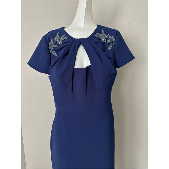 THEIA IVANNA KEYHOLE COCKTAIL DRESS
Regular price - Picture 9 of 14